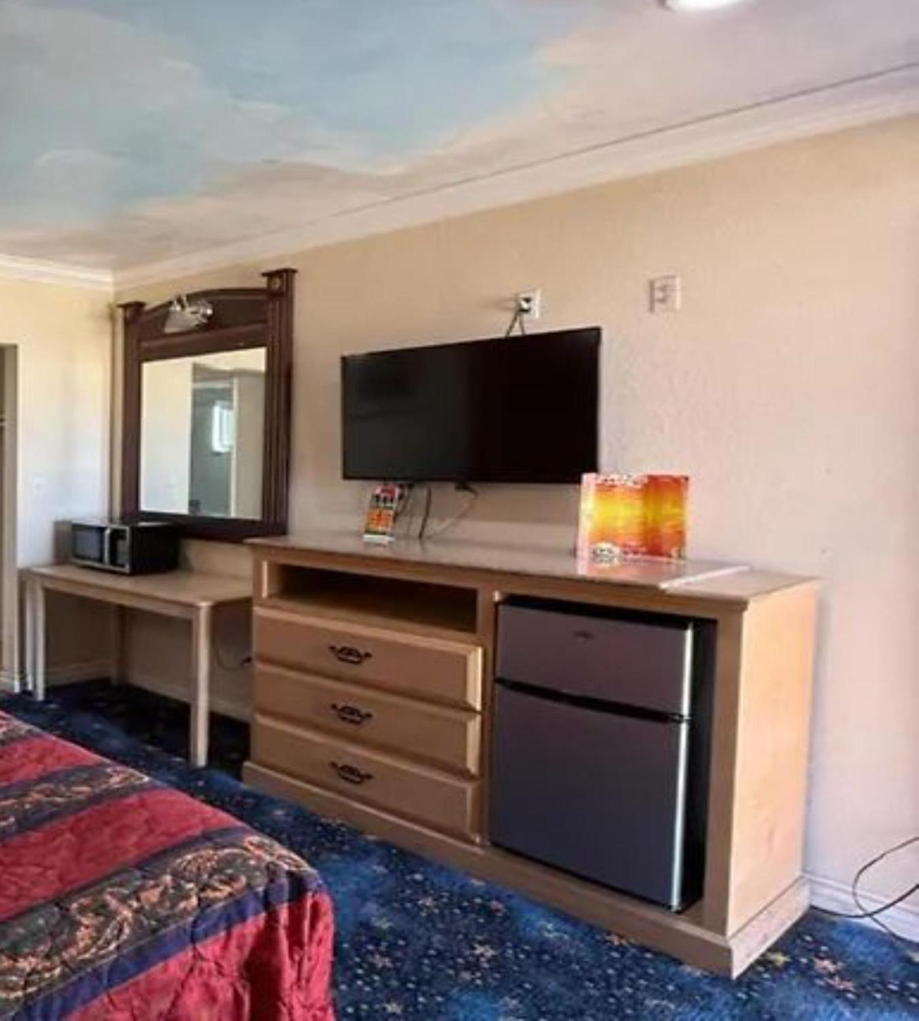 Robinhood Motel Anaheim Buitenkant foto