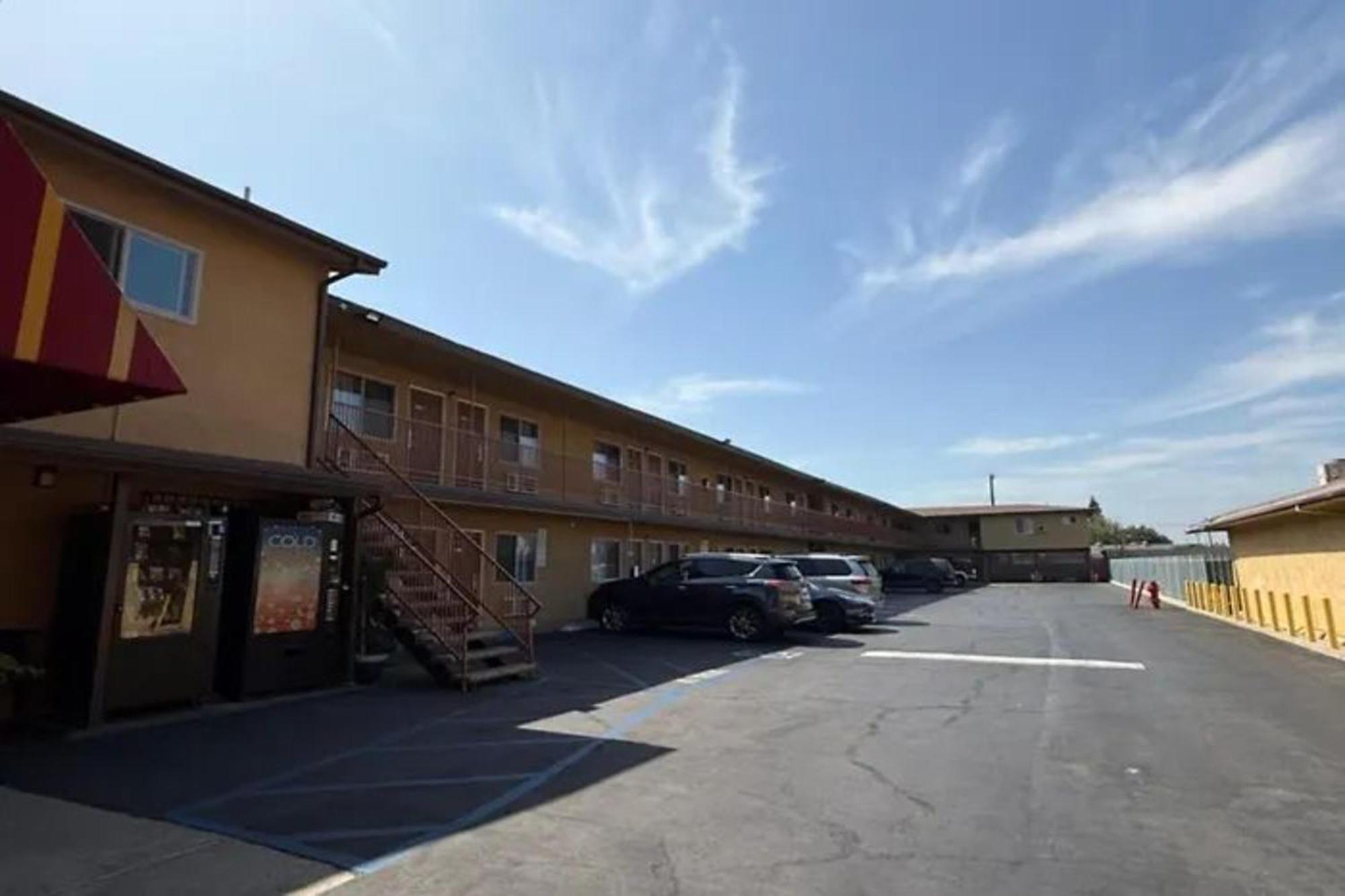 Robinhood Motel Anaheim Buitenkant foto