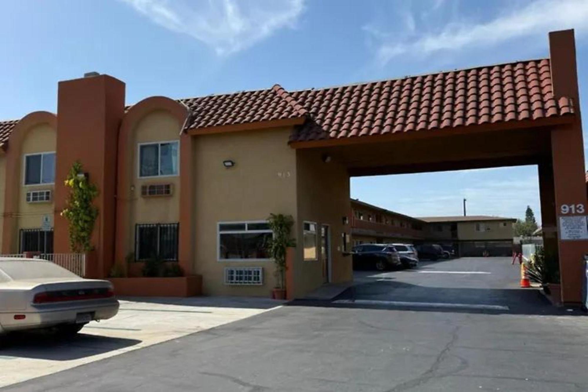 Robinhood Motel Anaheim Buitenkant foto