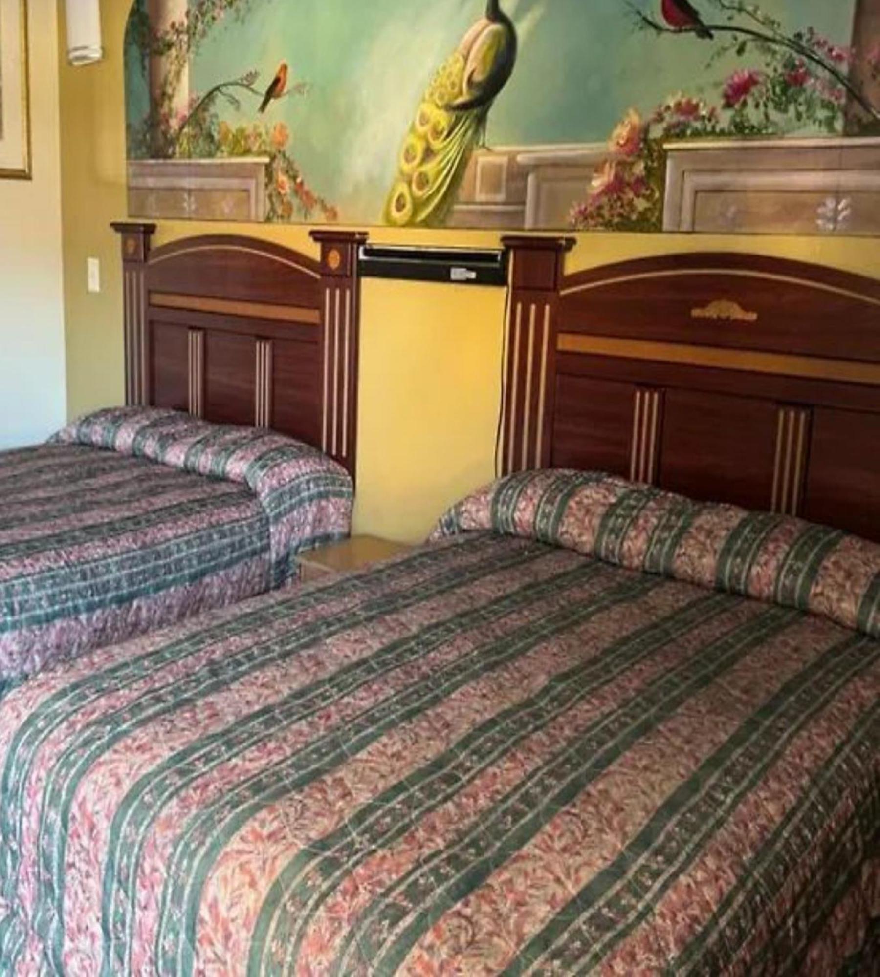 Robinhood Motel Anaheim Buitenkant foto